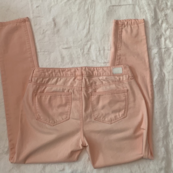 🌺 2 for $23 🌺 Celebrity Pink Ankle Jeans in Light Dusty Pink - Picture 8 of 9
